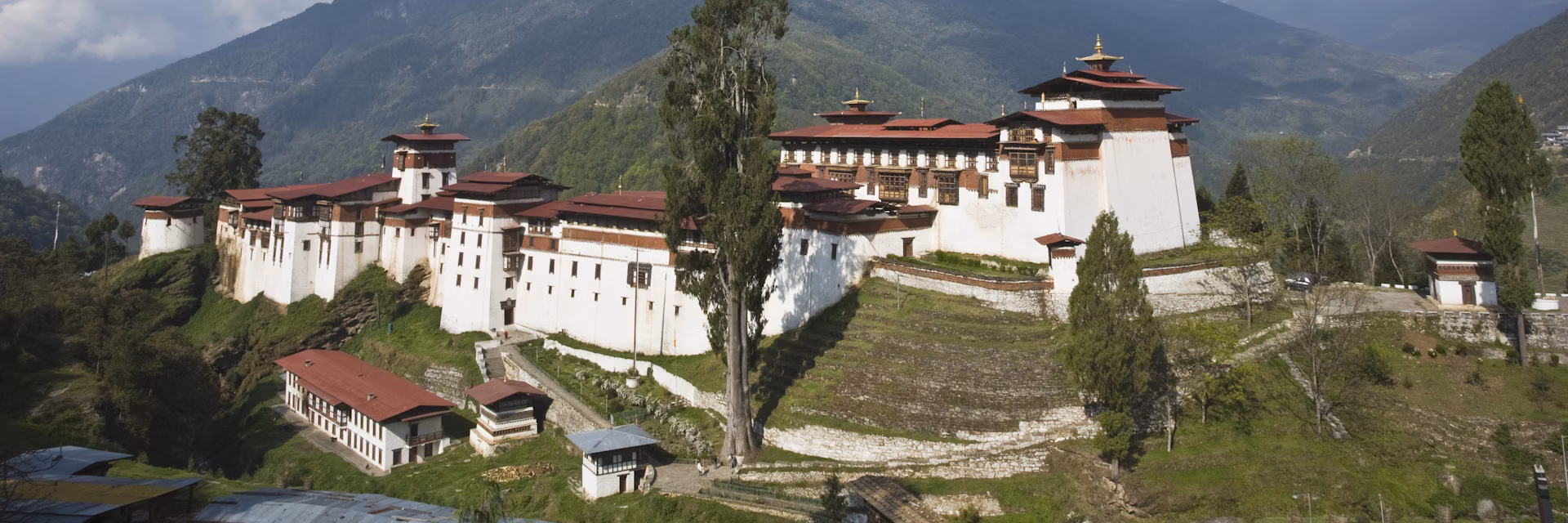 Dasho Phub Rinzin, the new Dzongda of Trongsa Dzongkhag officially joined the office today